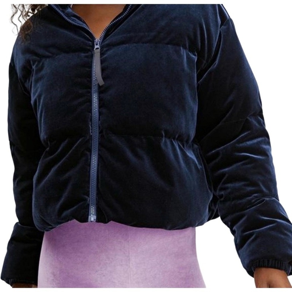 FABLETICS Medium Wander Velour Cropped Puffer Jacket Navy Blue Velvet Quilted